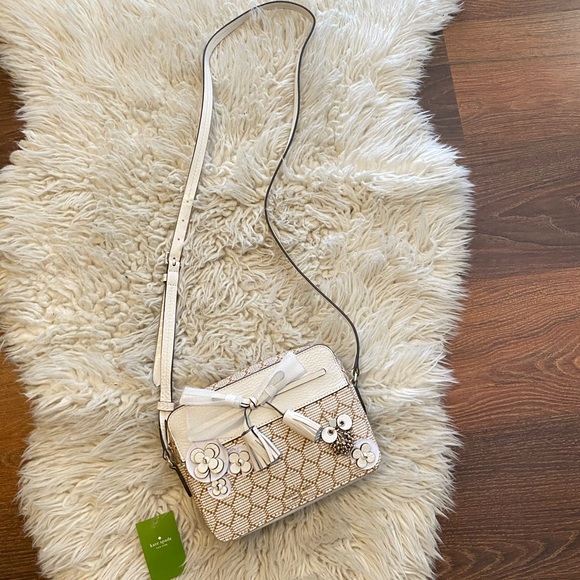 NWT Kate Spade Hayes Bee Embellishment Crossbody - Picture 2 of 11